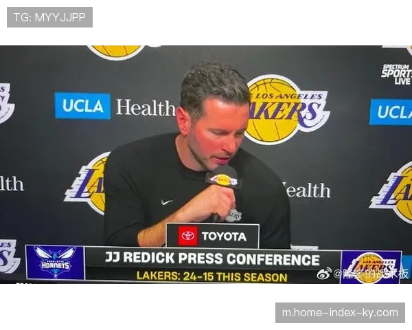 雷迪克湖人进攻战术单一 过度依赖东契奇高位挡拆发起