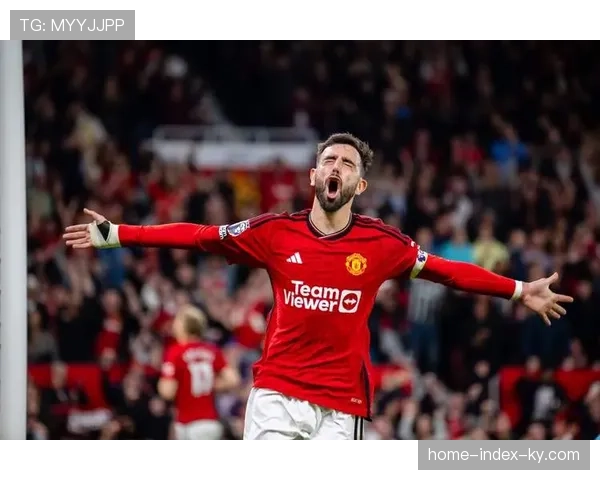 曼联B费两助攻展现中场创造力 红魔由守转攻推进速度明显提升